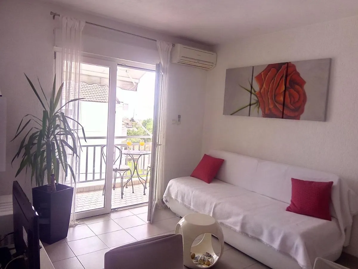Kike Red Apartment Kastela