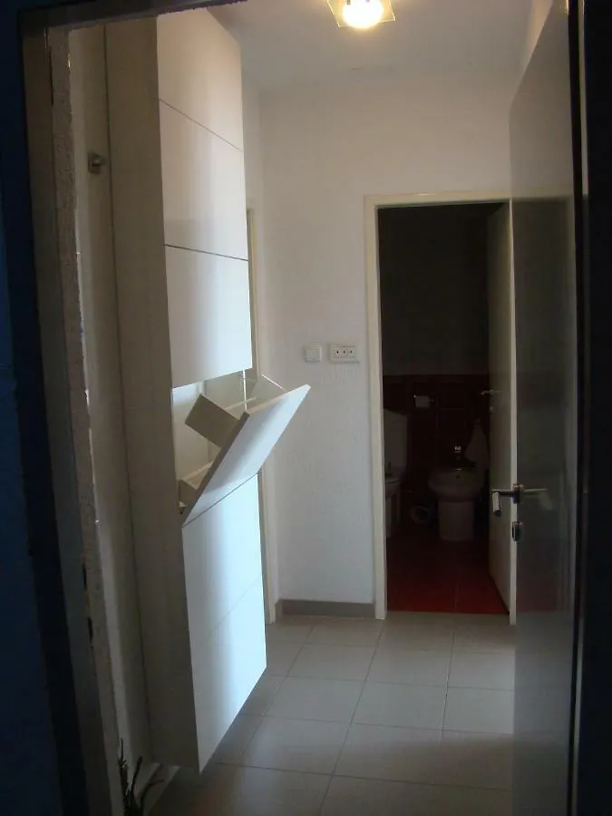 Kike Red Apartment Kastela