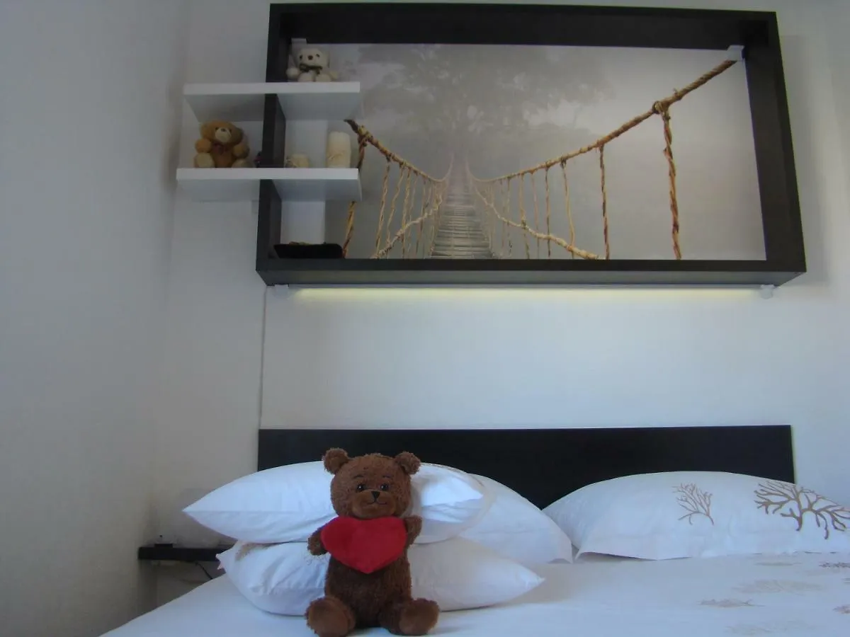 Kike Red Apartment Kastela Croatia