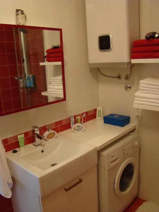 Kike Red Apartment Kastela