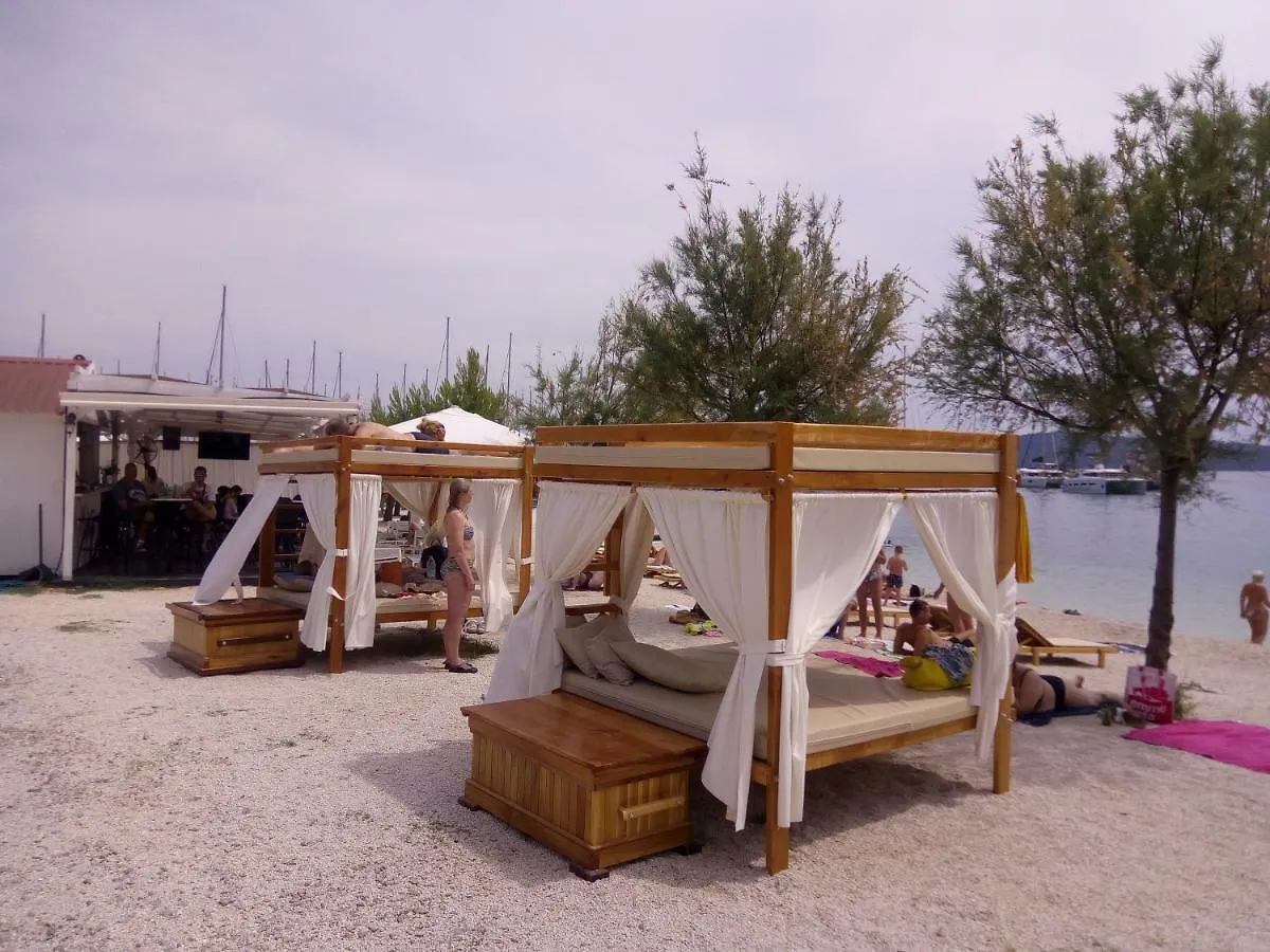 Kike Red Apartment Kastela